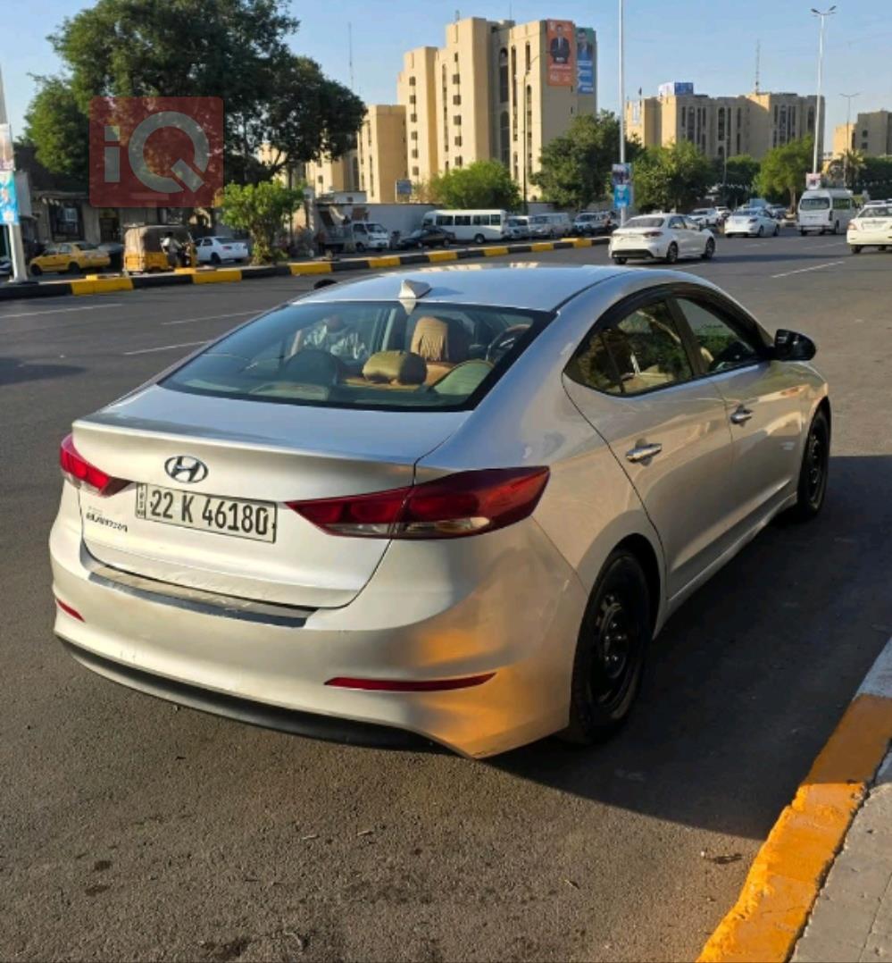 هيونداي النترا